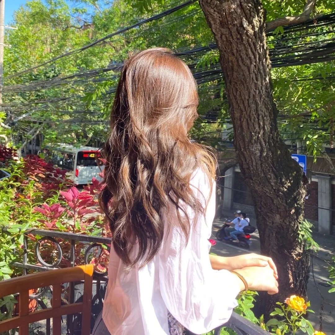 震撼教育海报
